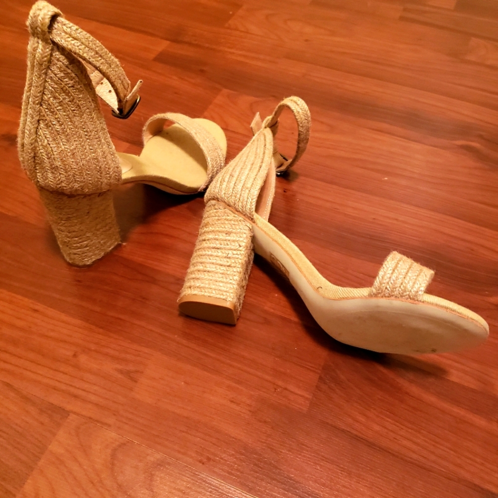 Jeffrey Campbell Twine Open Toe Heels Runs Small!! - image 7